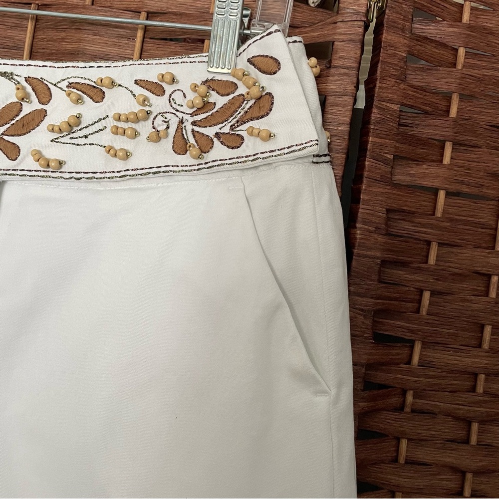 Larry Levine Stretch Women Crop Pants Embroidered, Embellished Waistband, Size 6 - Picture 3 of 12